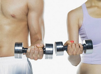 Como treinar para ganhar massa muscular? Treino de força para mulheres