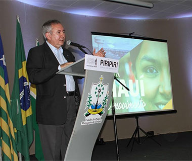 João Henrique critica governo Wellington Dias em caravana do PMDB em Piripiri - Cidadeverde.com