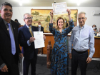 Cláudia Claudino recebe o título de cidadã pedro-segundense