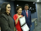 Título de cidadã teresinense à senadora Regina Sousa