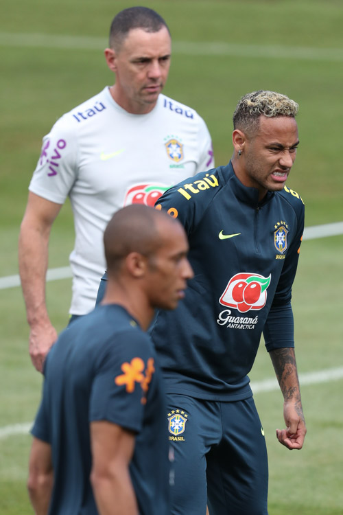 neymar-treino-sochi-19-06-16.jpg