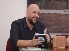 Poeta Dário P. Castro lança livro Sonetos Infames