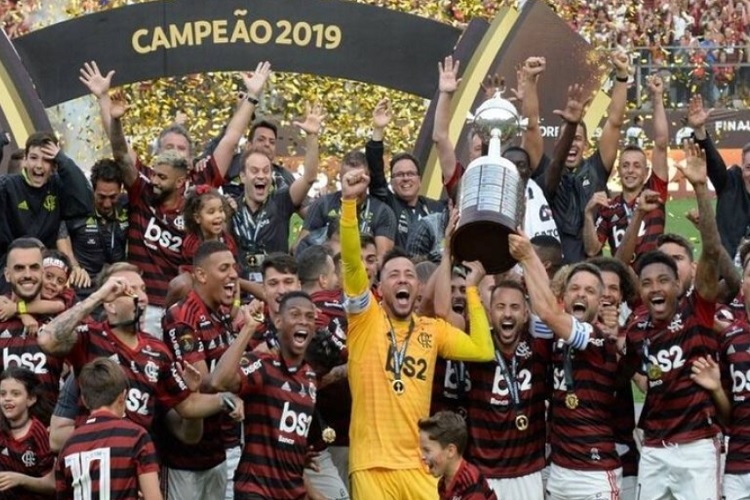 Quais são os principais campeonatos de futebol no Brasil atualmente?