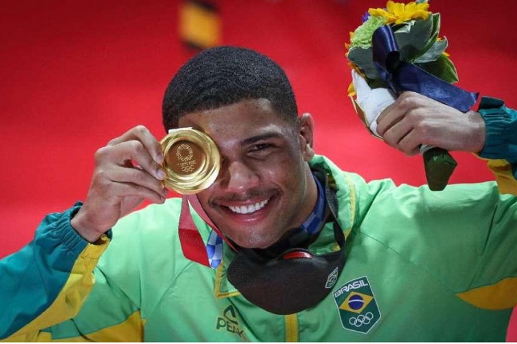Boxeador Hebert Conceição derrota ucraniano e é campeão olímpico em Tóquio  - Cidadeverde.com