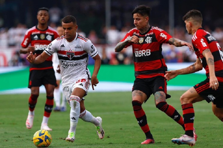 São Paulo x Flamengo: o que dá para comprar com os R$ 70 milhões do título  da Copa do Brasil? - Estadão