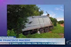 Em Francisco Macedo caminhão e carreta vão para fora da pista após acidente na BR-316