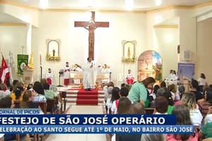Centenas de devotos de São José Operário acompanham abertura do festejo do santo, em Picos