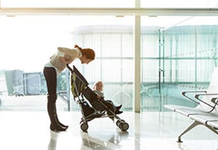 Companhias aéreas cobram passagens de bebês e crianças?