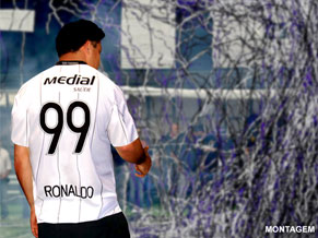 Ronaldo veste a 99 no mês de aniversário do Corinthians 